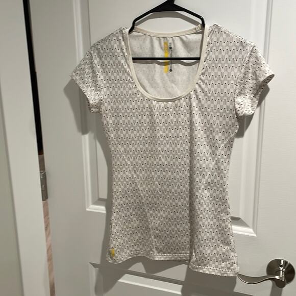 Lole quick dry patterned white tshirt small - Picture 2 of 6